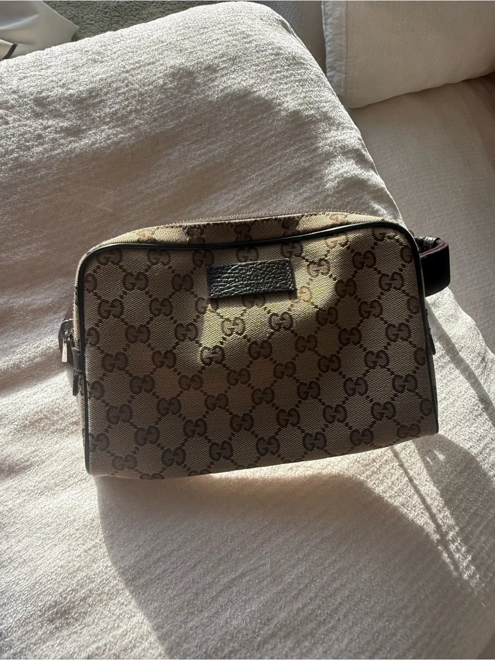 Gucci compact belt